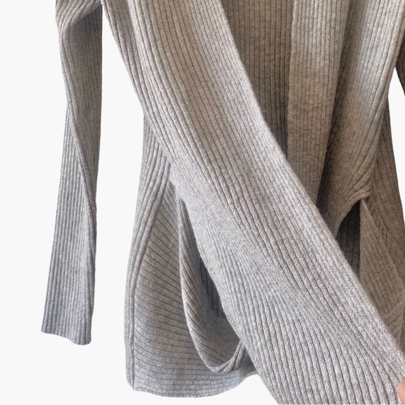ZELLA HEATHER GRAY RIBBED WRAP SWEATER SIZE SMALL - Picture 9 of 16